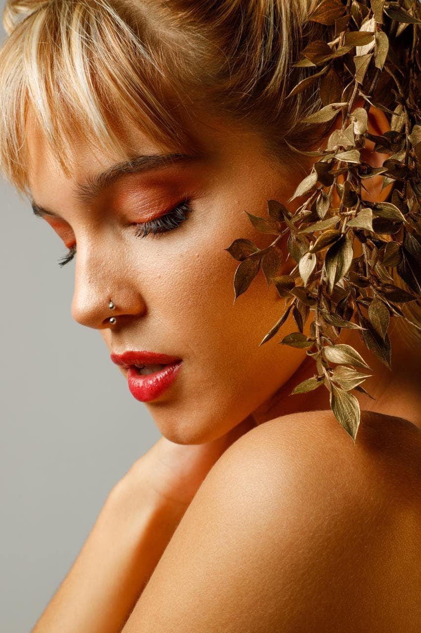 MAQUILLAJE y PEINADO HOMENAJEADA (Novia Quince Bat Mitzvah)
